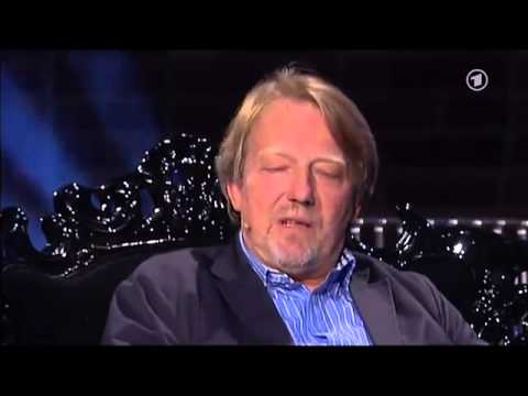 Youtube: Dietmar Wischmeyer - Wowereit's Berlin - Satire Gipfel 10.10.2011