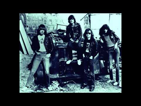 Youtube: Ramones - Freak Of Nature