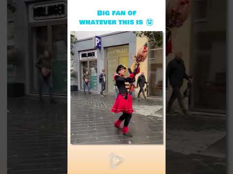 Youtube: Cute parade!🎶🎵🥁