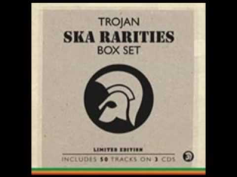 Youtube: The Four Aces - Just One Little Girl