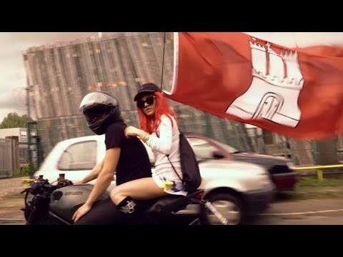 Youtube: Haiyti aka Robbery - Runter von der Straße / Quadro