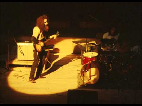 Youtube: Captain Beefheart & The Magic Band - Dali's Car (Live)