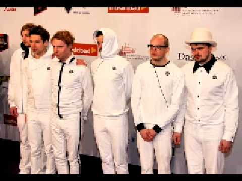 Youtube: Polarkreis 18 - Allein Allein (Schiller Remix)