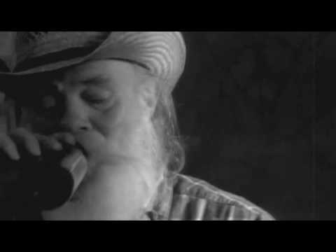 Youtube: Everlast - White Trash Beautiful (Official Video)