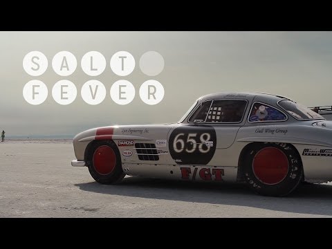 Youtube: Mercedes 300SL Gullwing at Bonneville Gives Us Salt Fever