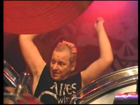 Youtube: Die Toten Hosen: Merry X-Mas Everybody