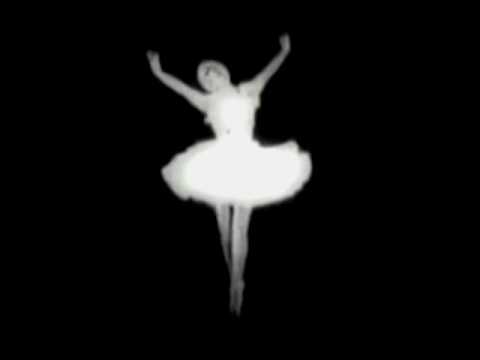 Youtube: Denise Rabe - Gloom Of Dream [ARTSCOLLECTIVE18] (Official Video)