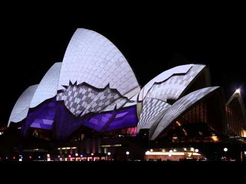 Youtube: SYDNEY OPERA HOUSE - Facade projection
