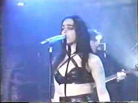 Youtube: Diamanda Galás & John Paul Jones - Skótoseme (live 1994)