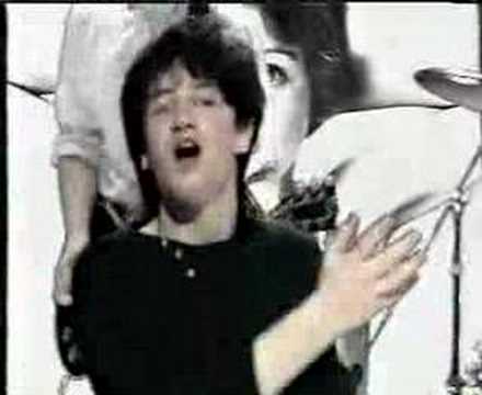 Youtube: U2 - I will follow