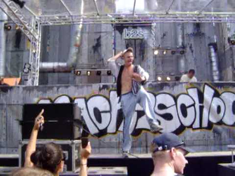 Youtube: Decibel 2008 Hakken op zn best