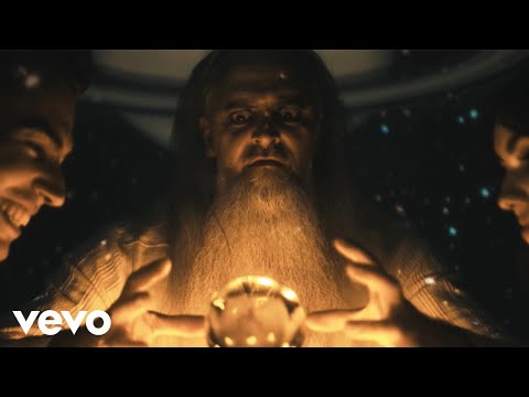 Youtube: Versengold - Bella schau (mit mir in die Sterne) (Offizielles Video)