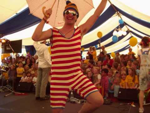 Youtube: Fliegerlied ♫ So ein schöner Tag ♫ Original Albumversion ♫ DONIKKL ♫ Kinderlieder ♫ Kindermusik