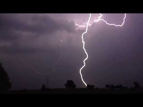 Youtube: Schöner Blitz und Donner am 14.08.2015