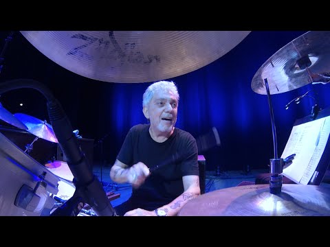 Youtube: Steve Gadd Band: "Way Back Home"