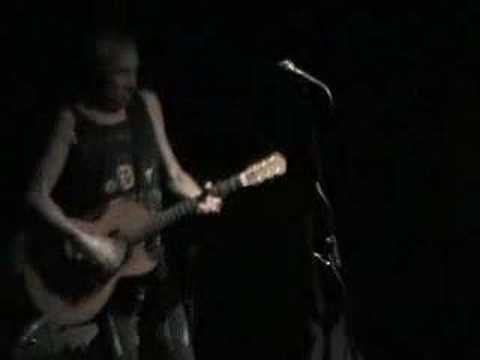 Youtube: TV Smith "March of the Giants"