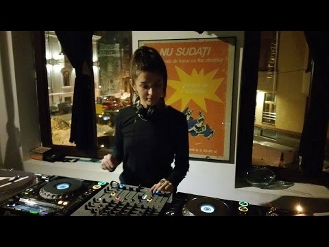 Youtube: Lola Palmer @ RTS.FM /Bucharest, Romania/ [22.01.2016]