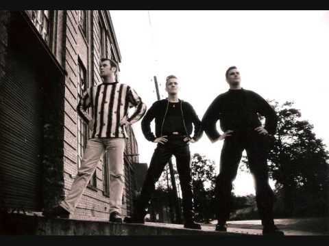 Youtube: Edenfeld - Too Late