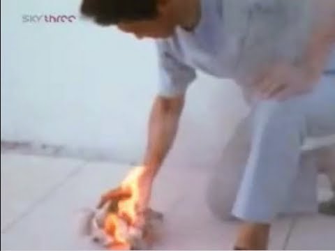 Youtube: Chi Kung Master Burns Paper With His Hand - John Chang