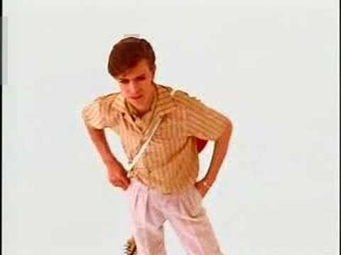 Youtube: Be My Wife - David Bowie