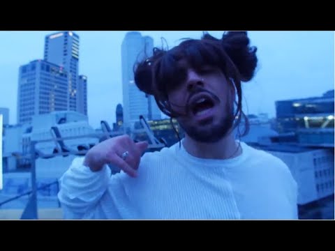 Youtube: SOULY FEAT. NUGAT - HOOD ENGEL (OFFICIAL VIDEO)