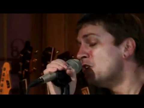 Youtube: She's Gone - Rob Thomas & Daryl Hall