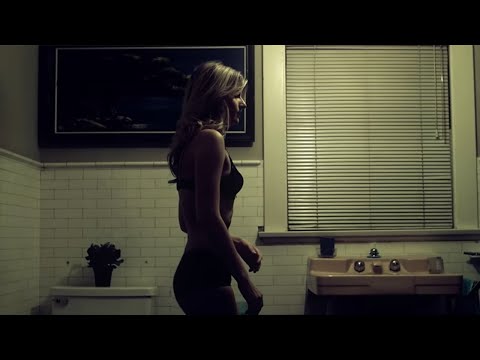Youtube: Burning In The Skies (Official International Video) - Linkin Park