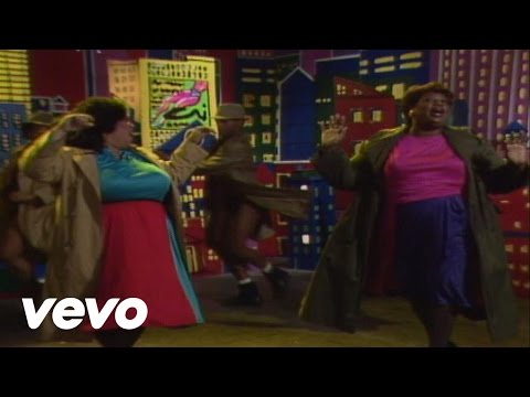 Youtube: The Weather Girls - It's Raining Men (Video)