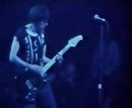 Youtube: stiff little fingers-alternative ulster '79