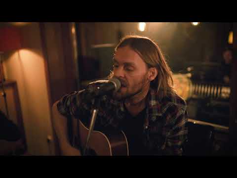 Youtube: Pohlmann - Im Wald nebenan (Akustik Session)
