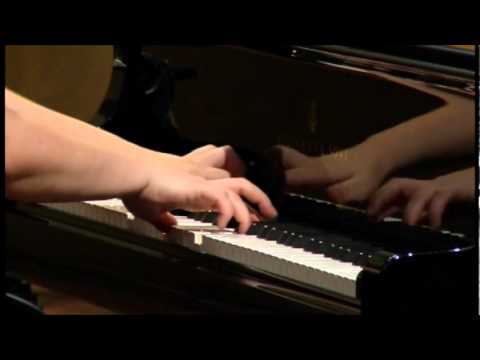 Youtube: Berenika Glixman Liszt Bagatelle sans Tonalite