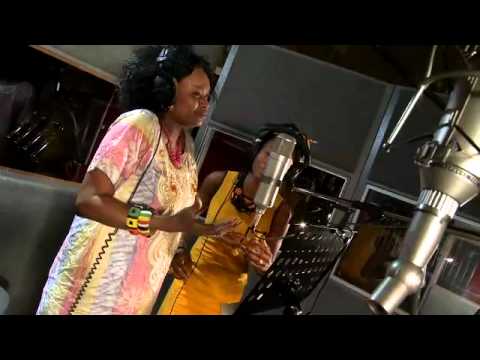 Youtube: Herbie Hancock's "Imagine", featuring Pink, Seal, India.Arie