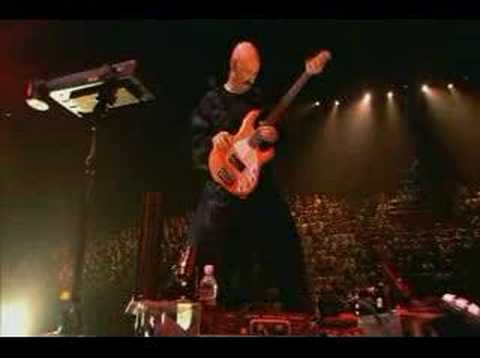 Youtube: Peter Gabriel - Red Rain (Live)