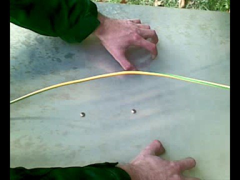 Youtube: Fingernägel auf Blech