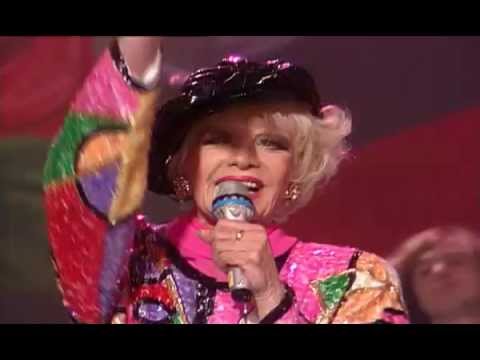 Youtube: Hildegard Knef & Extrabreit - Für mich soll's rote Rosen regnen 1993