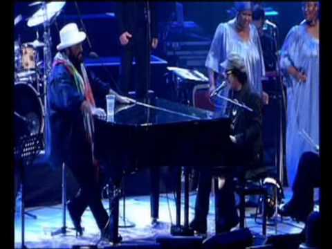 Youtube: Zucchero + Luciano Pavarotti - Miserere