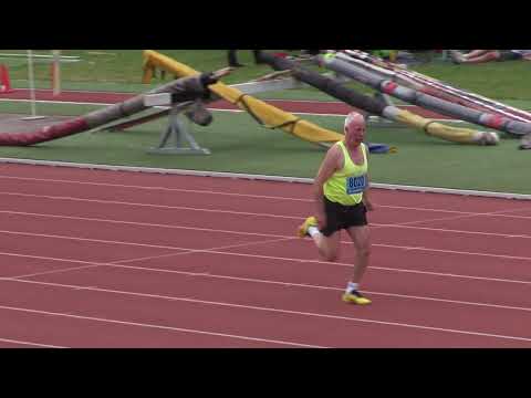 Youtube: Men over 80 200 metres (times in the description below)