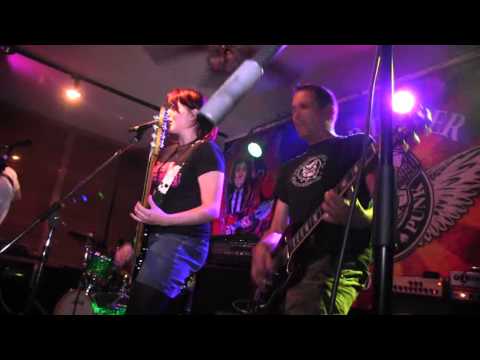 Youtube: Bad Temper "My Philosophy" (Live Schlappohr Großefehn)