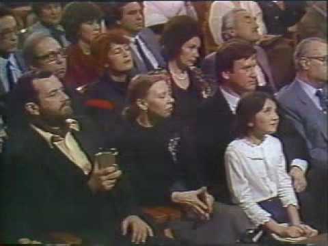 Youtube: Horowitz plays SchumannTraumerei in Moscow