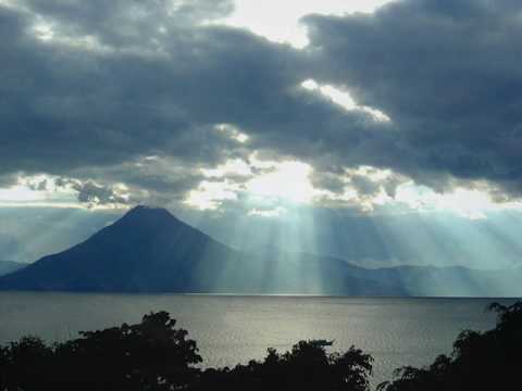 Youtube: Synsun - Up In The Sky