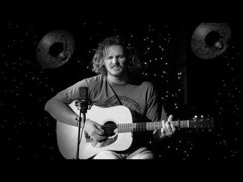Youtube: Evan Honer - Too Far Gone (Sanctuary Sessions)