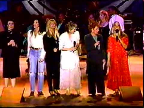Youtube: MERYL STREEP BETTE MIDLER CHER OLIVIA NEWTON JOHN GOLDIE HAWN 'WHAT A WONDERFUL WORLD'