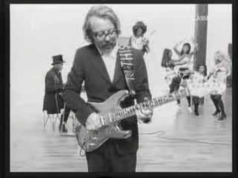 Youtube: Dave Stewart - Heart of Stone
