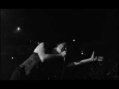 Youtube: U2 Helter Skelter