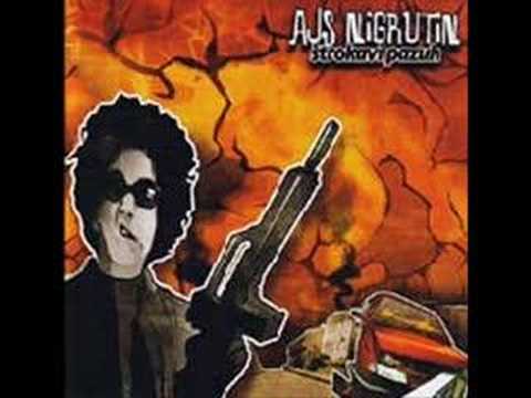 Youtube: Ajs Nigrutin feat. Blind Business- kapela