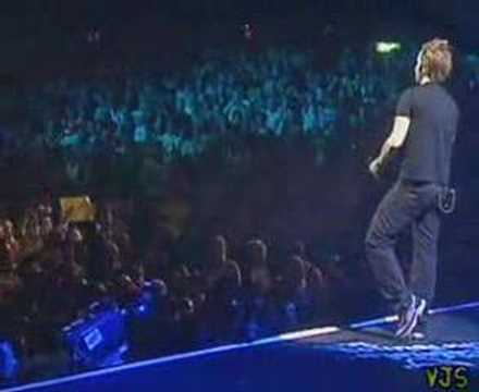 Youtube: Savage Garden - To the Moon and Back