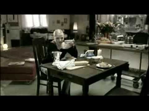 Youtube: Annett Louisan - Das Spiel