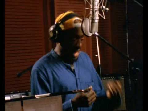 Youtube: Jimmy Cliff / Lebo M - Hakuna Matata (Lion King Soundtrack)