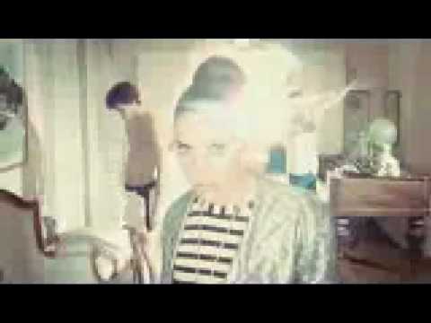Youtube: Lykke Li - Little Bit