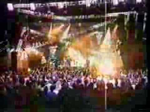 Youtube: Savage Garden- Break Me Shake Me
